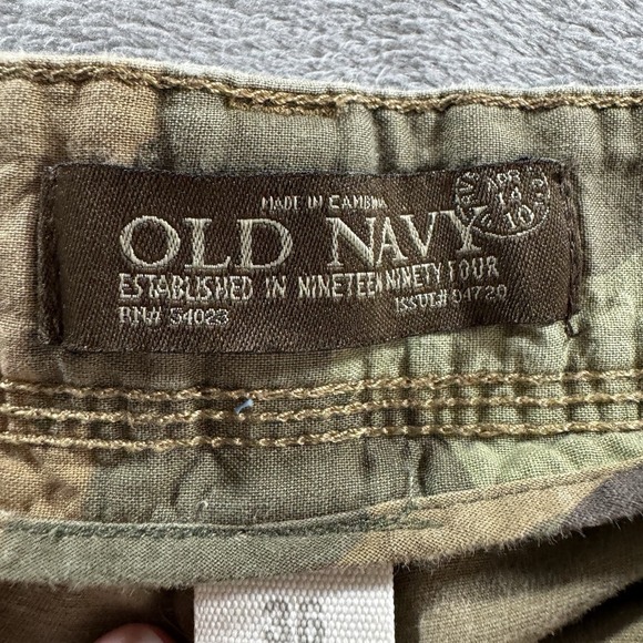 Vintage Y2K Cargo Shorts Mens 36 Brown Old Navy Military Baggy Standard Issue - Picture 10 of 16